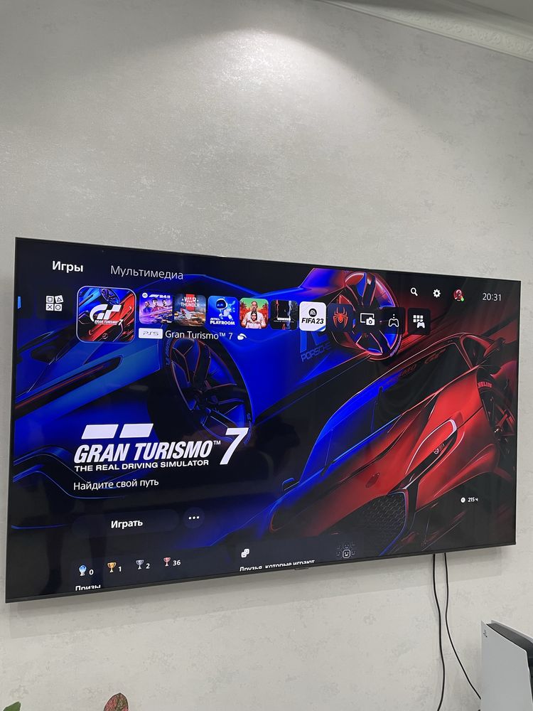 Playstation 5.  .