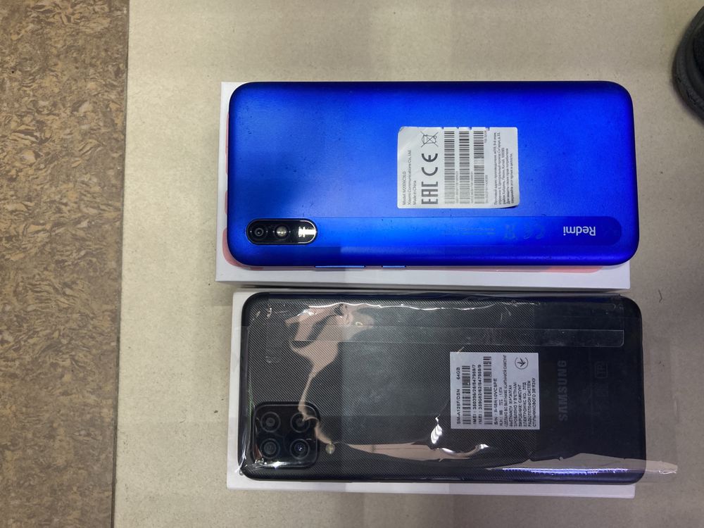 Два телефона СамсунгА12,,, Redmi 9A