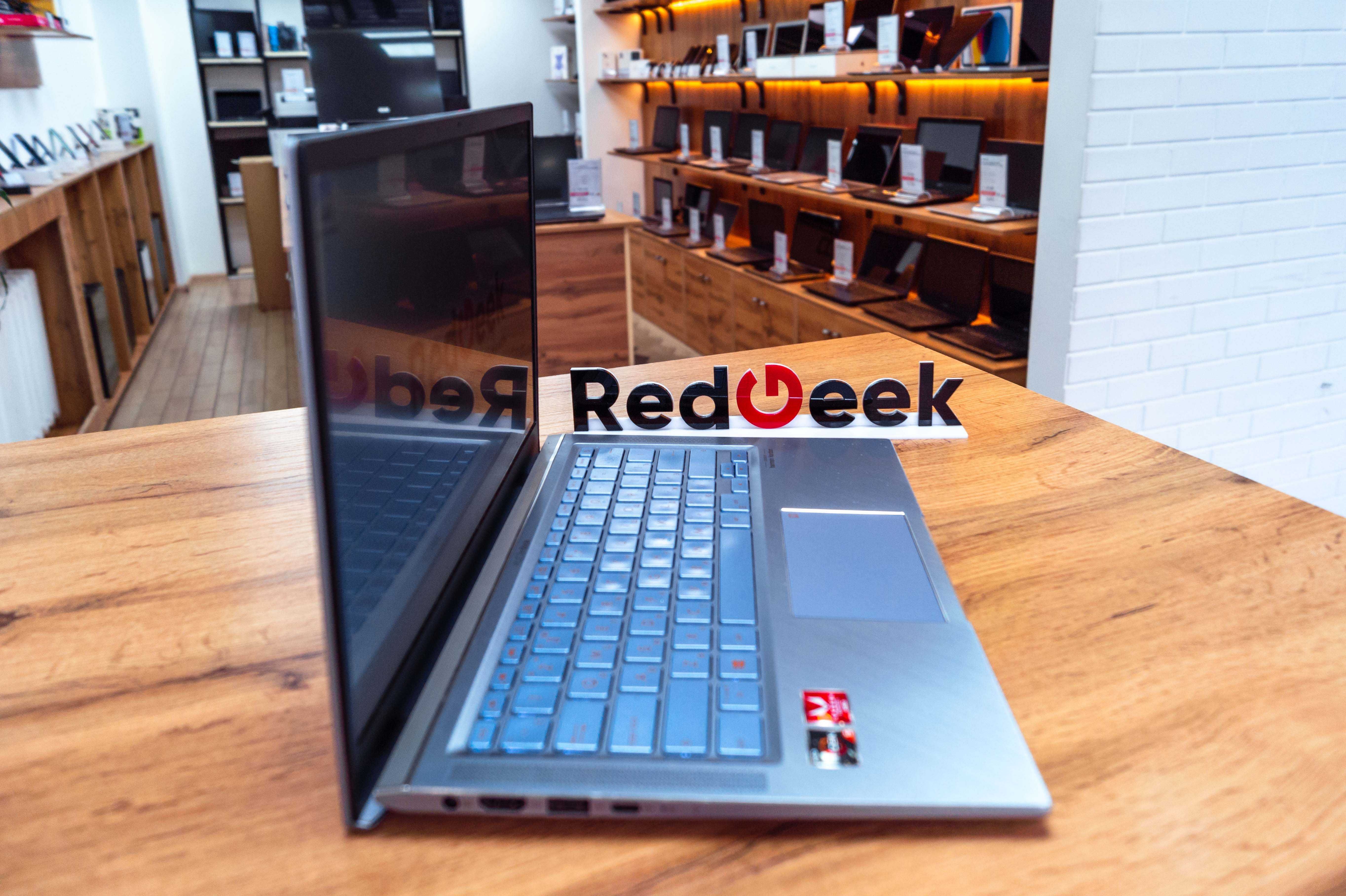 Asus zenbook 14 UM431D|Ryzen 5 3500U| 8/256| Магазин Red Geek