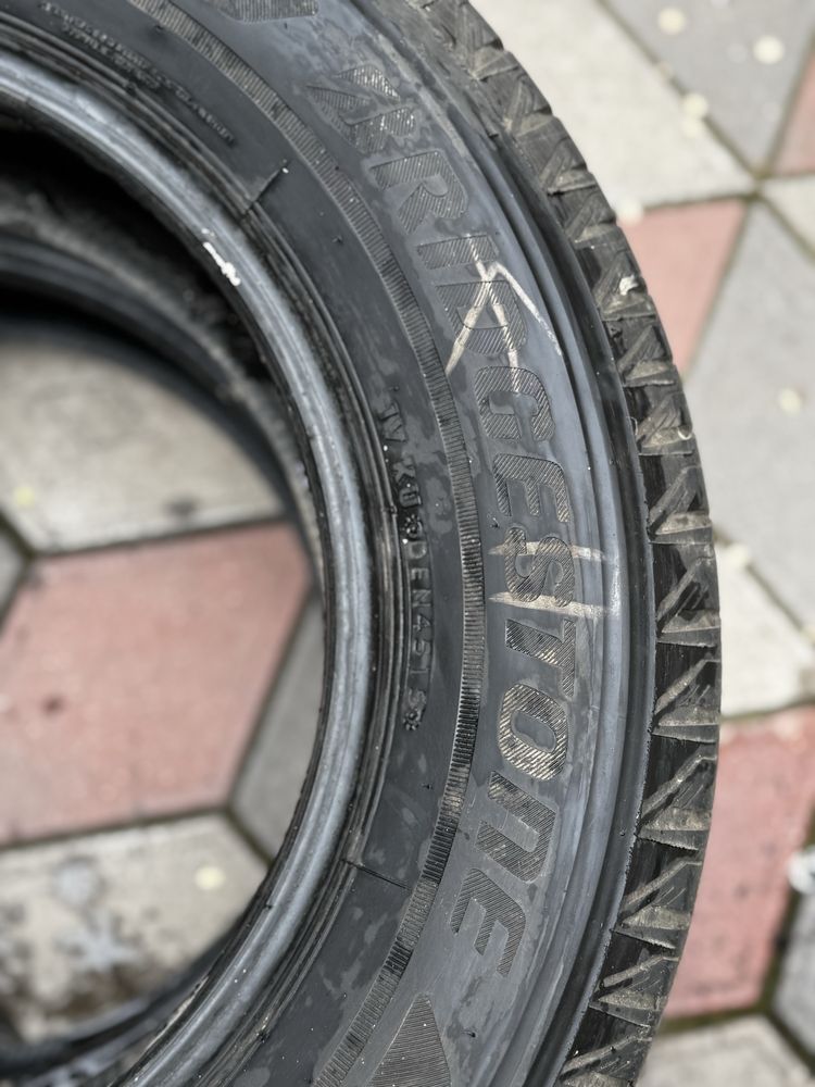 Шины Bridgestone 235/60 R16