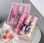 помада из коллекции "Milk Cake Lip Cream" от китайского бренда