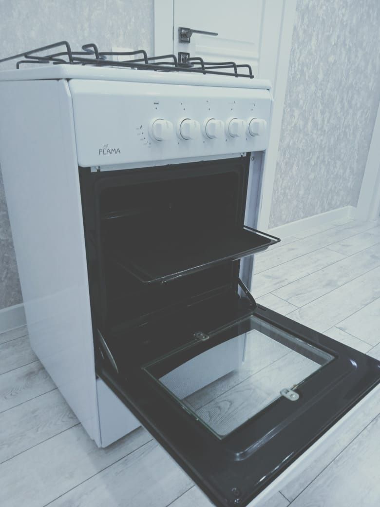 Продам газовую плиту в отличном состоянии