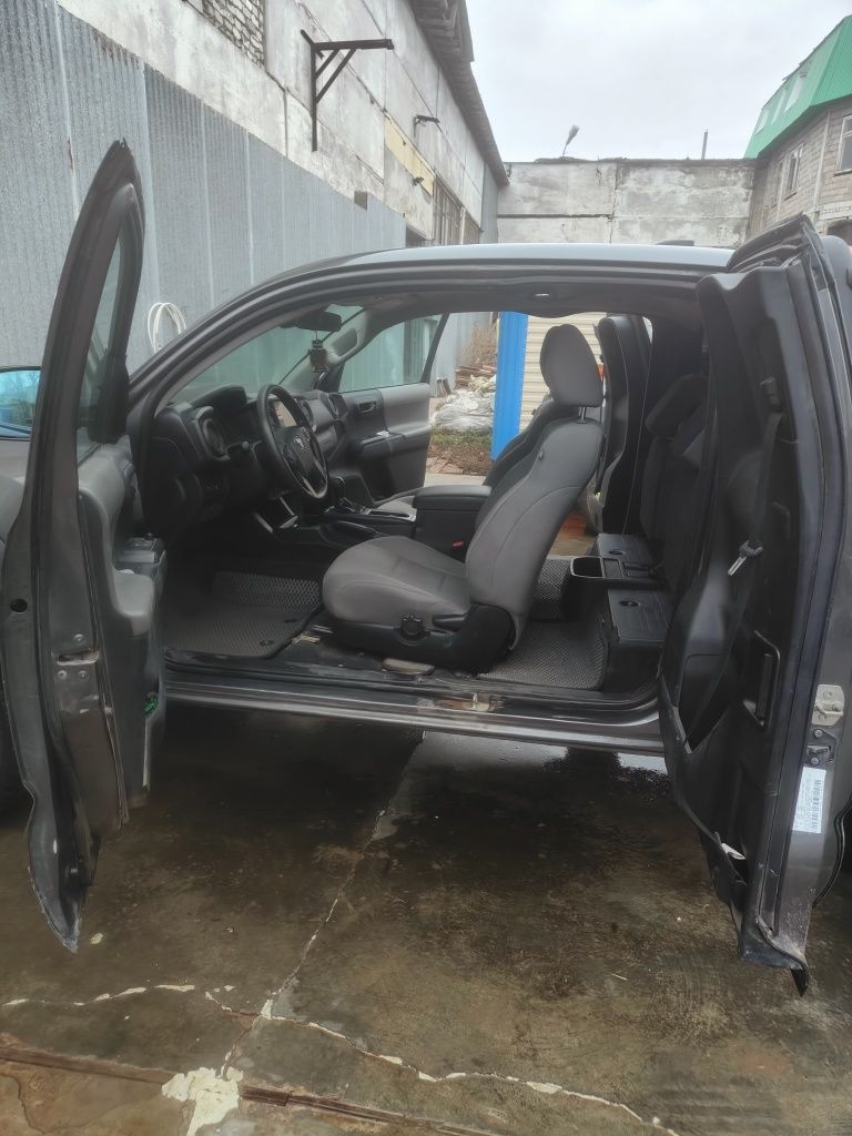 Продам Toyota Tacoma