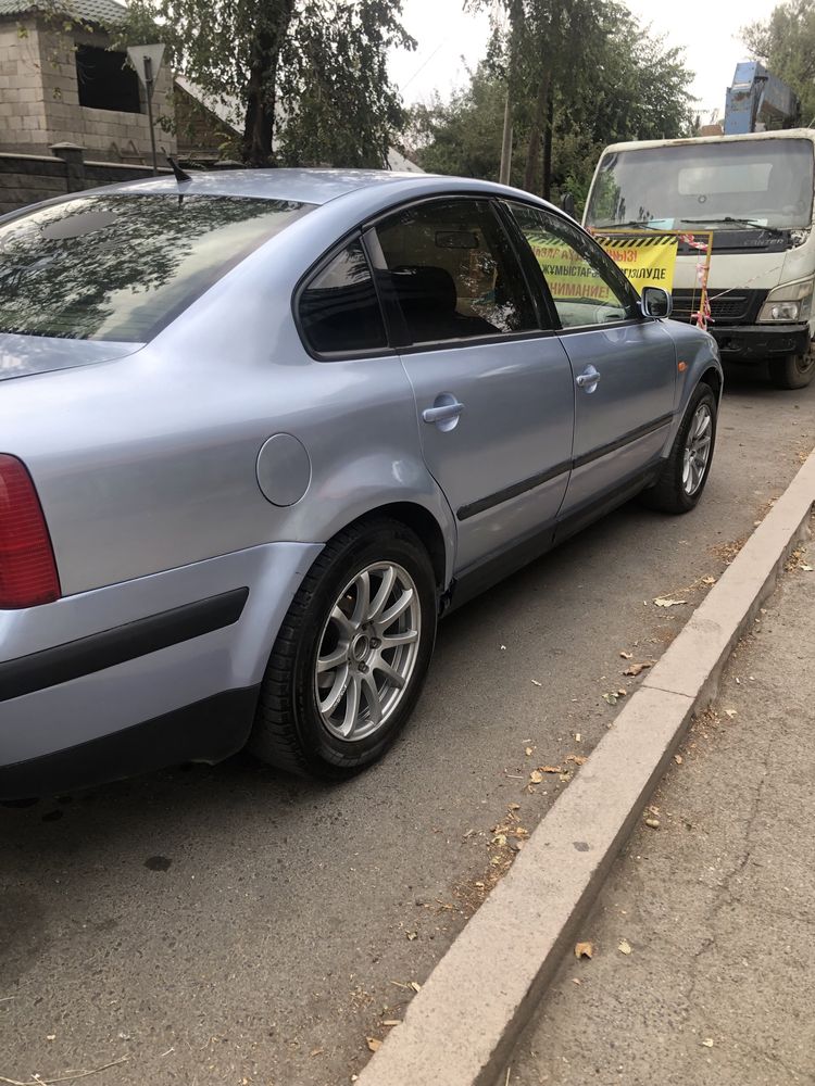литые диски r16 в хорошем состояний