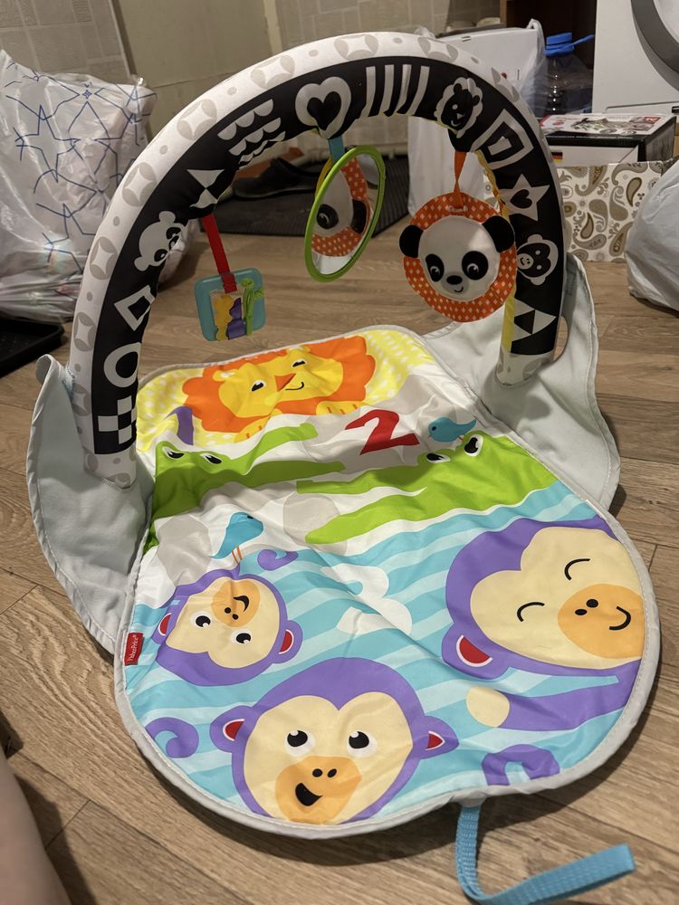 Детский коврик 0+ от фирмы Fisher Price