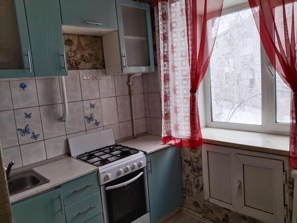 Продам, 2 комнатную квартиру,