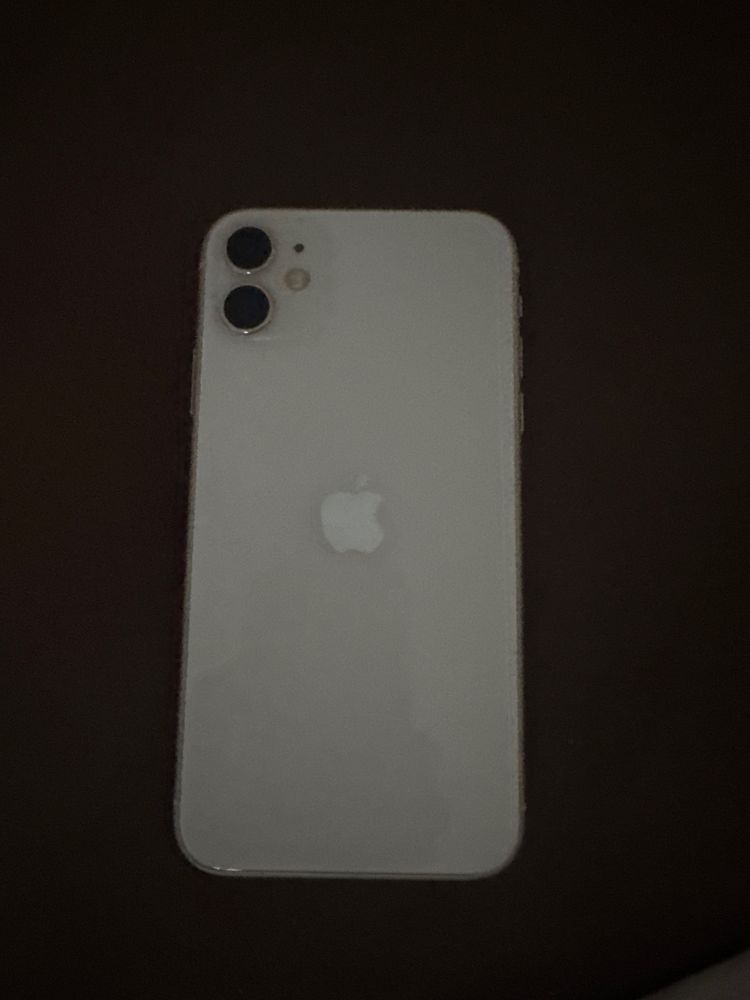 продам Iphone 11 128гб