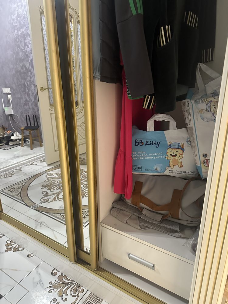 Продам шкаф в отличном состоянии
