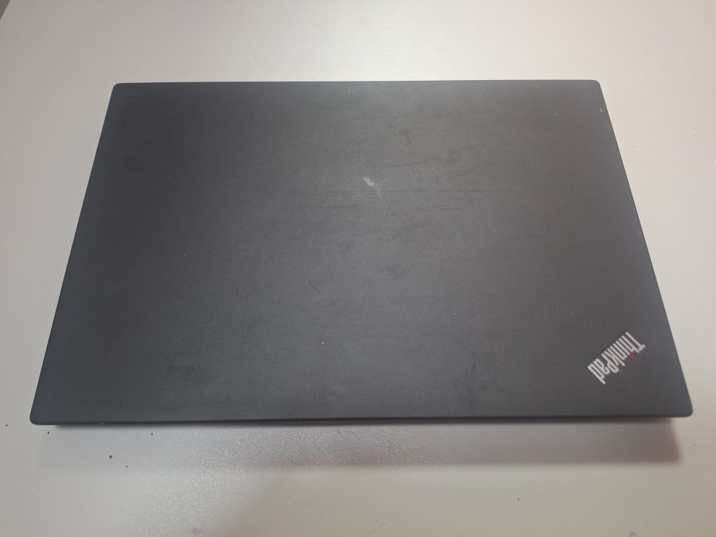 Thinkpad core i5, 8 ОЗУ 256 SSD
