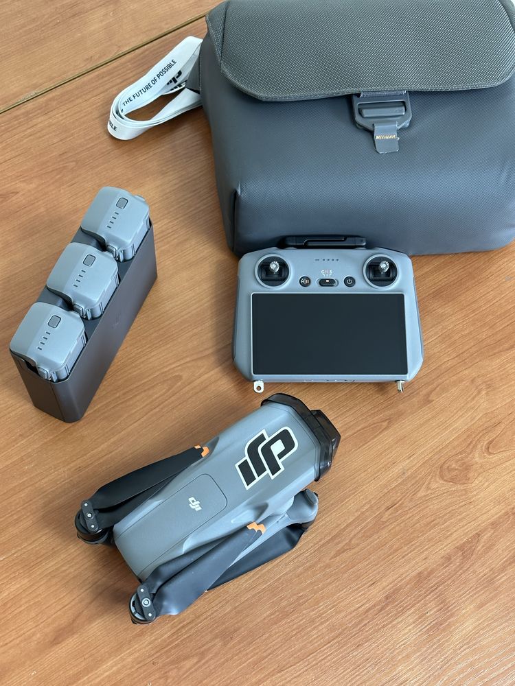 Dji air 3 combo