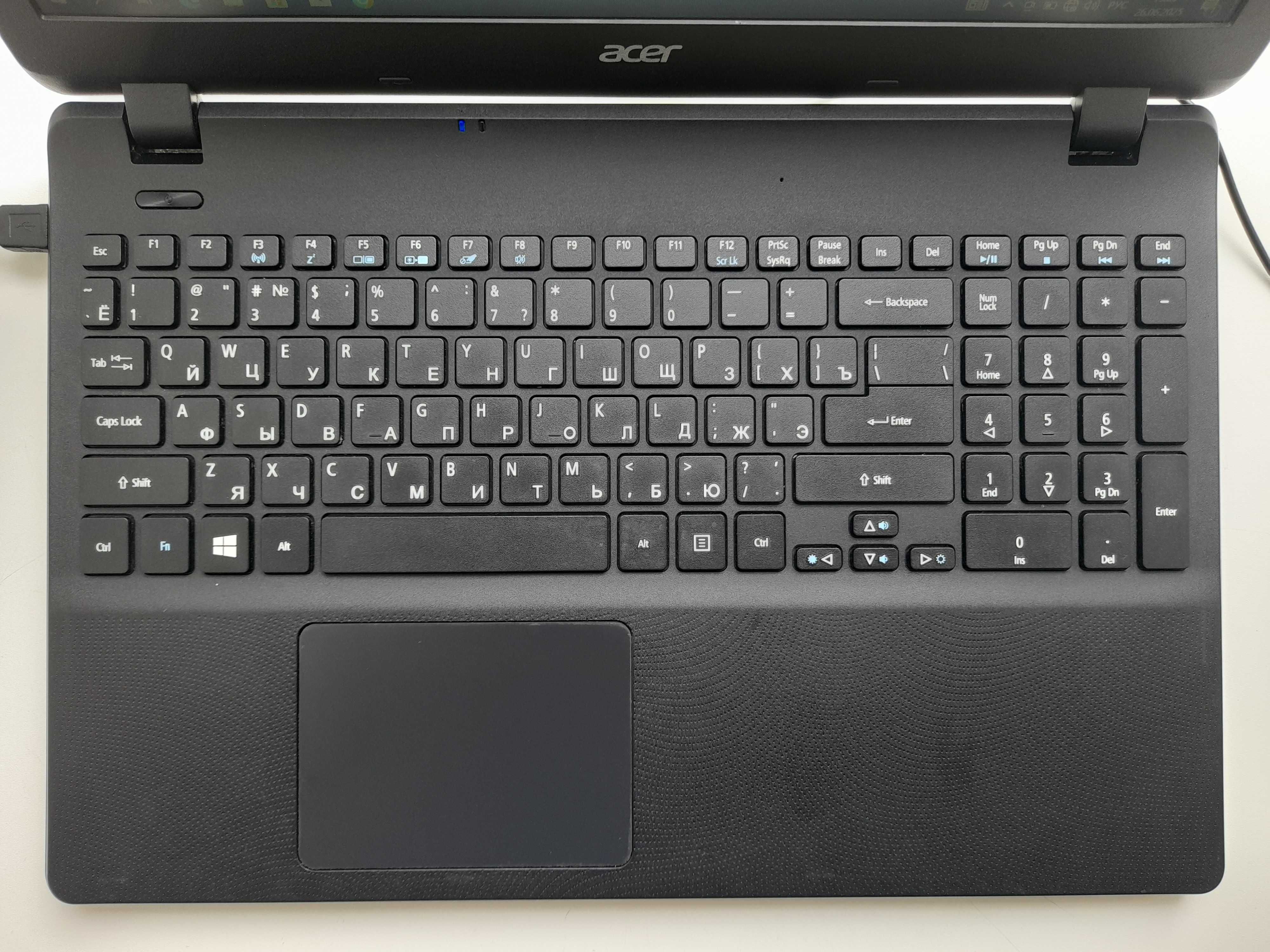 Acer.EX2519.Pentium 3710.4-Ядер.4GB ОЗУ.1000GB Хранение!Цвет-Black!
