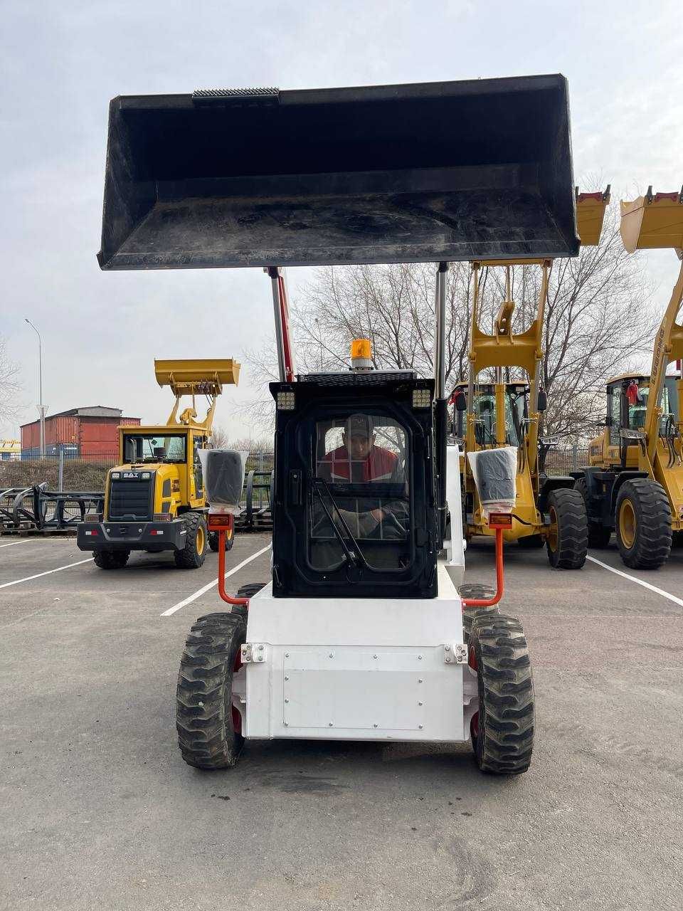 Мини погрузчик SAAO SH70