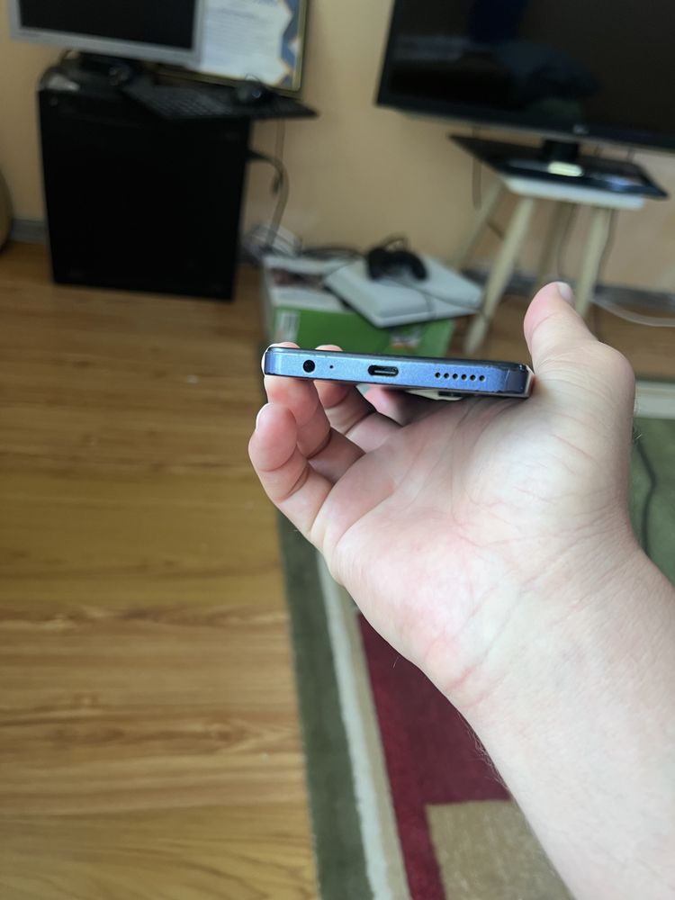 Tehno spark 10 pro 128гб озу8 гб 8 ядерный катпайт шустрый телефон
