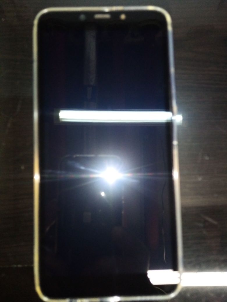 Продам телефон Tecno Pouvoir Air 3 4 G мощная батарея 5000 MAh долго д