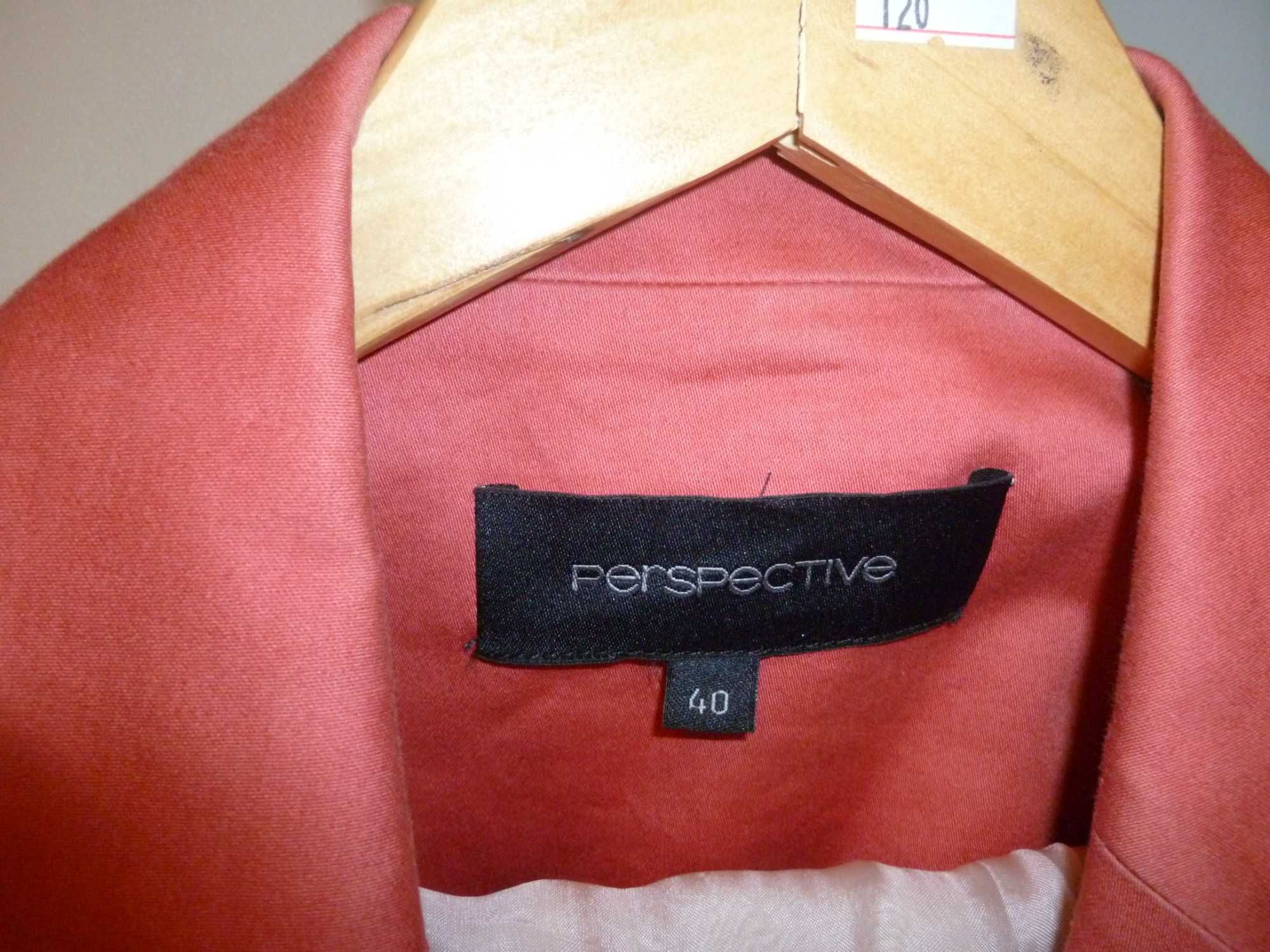 Продам комплект: жакет и юбка бренда Perspective