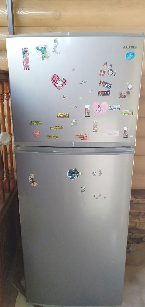Холодильник SAMSUNG