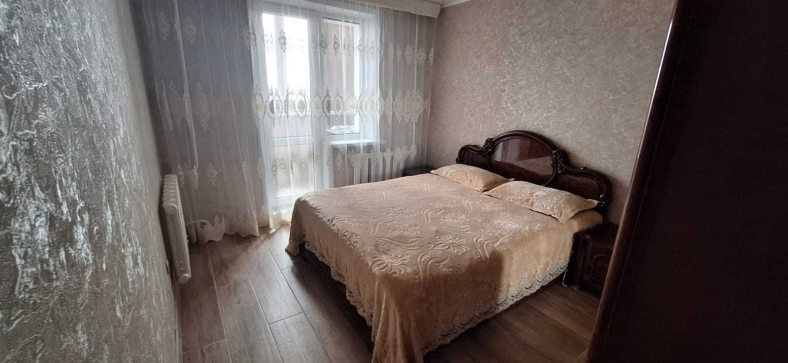 Продажа трехкомнатной квартиры в доме 1990г.п. р-н театра им.Погодина.