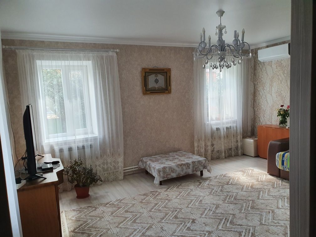 В кредит не пойдет. Продам частный дом, район Хлебокомбинат.