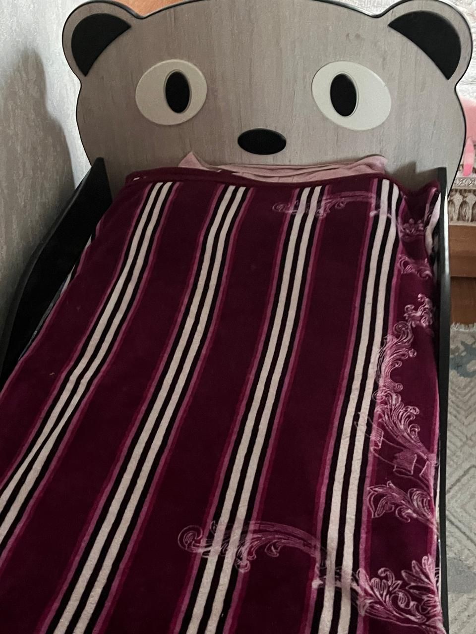 Продам кровать в отличном состоянии.