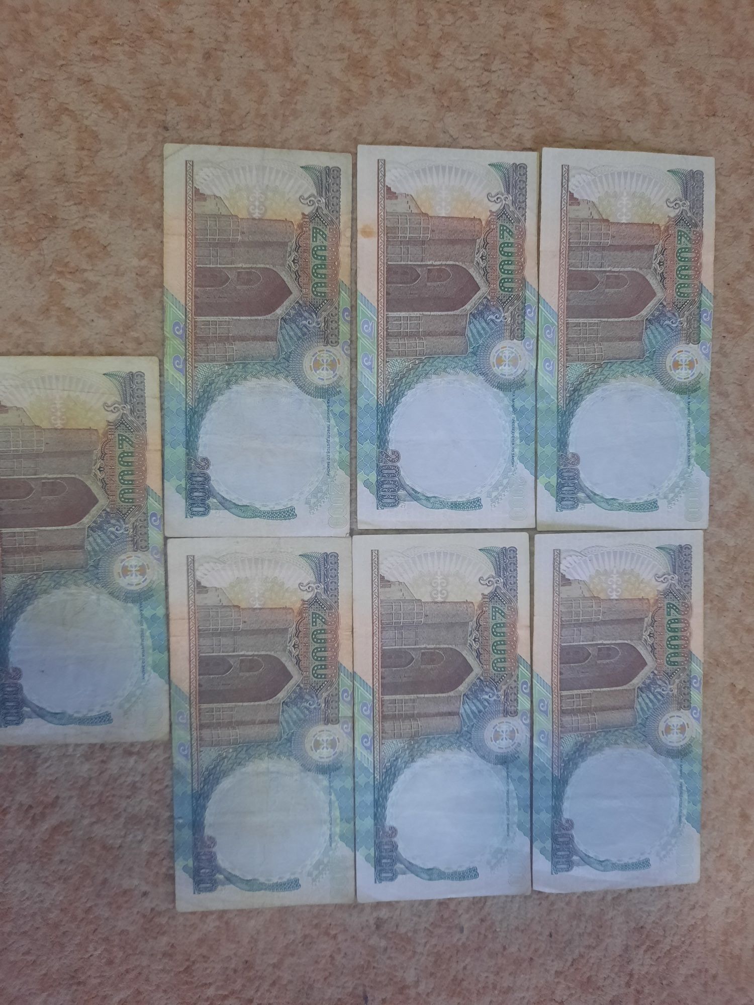 2000 банкноты в идеальном состоянии