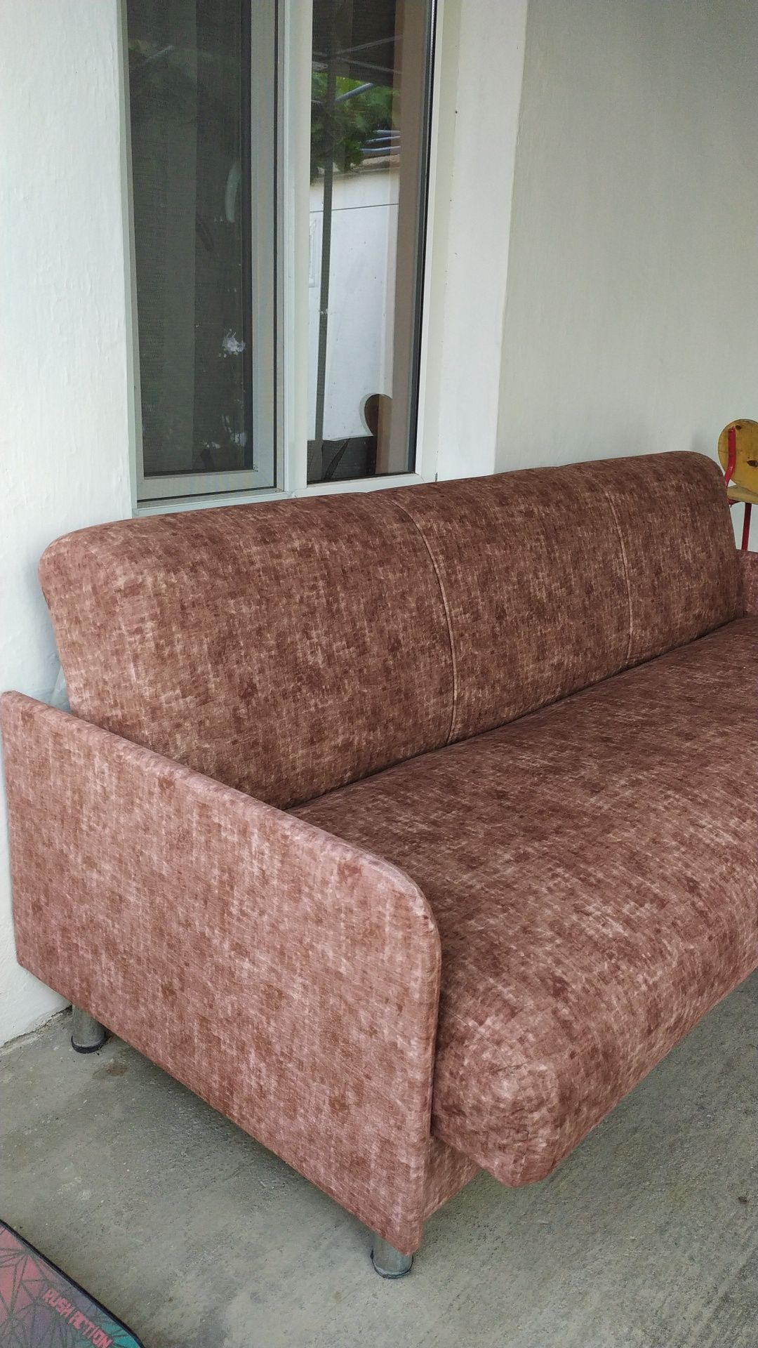 Продам раскладной диван
