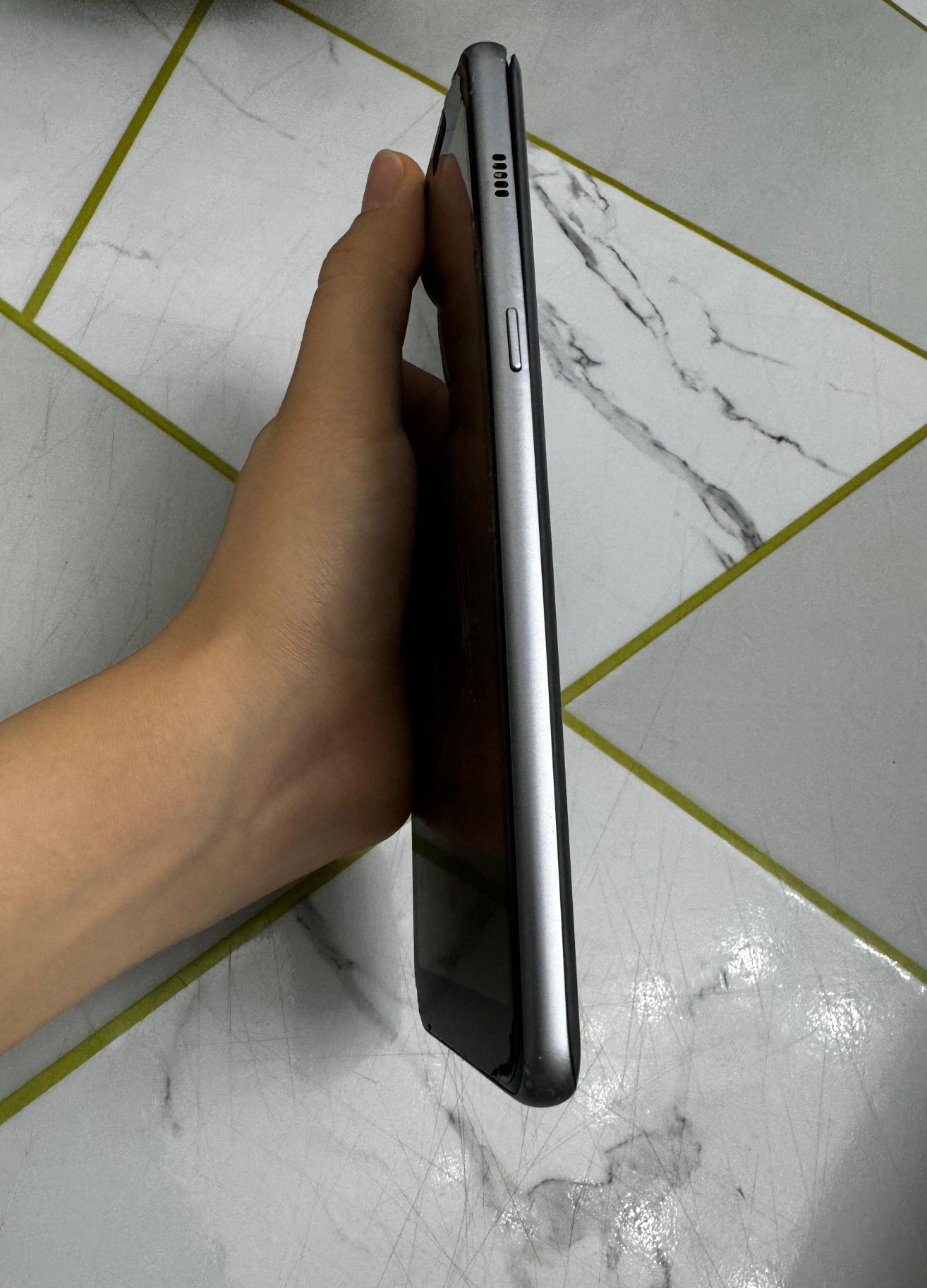 Самсунг Galaxy A8+