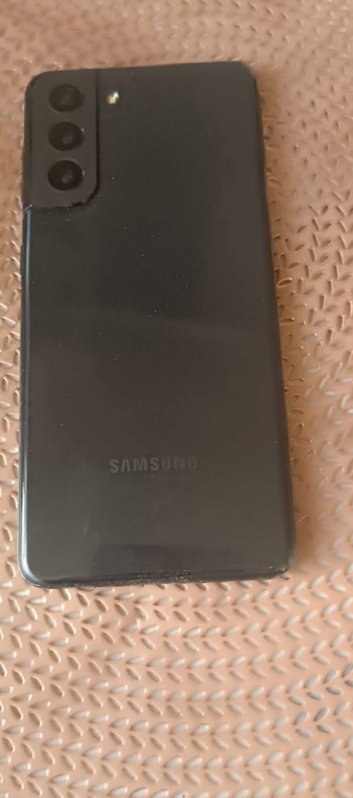 Продам Samsung S21 FE