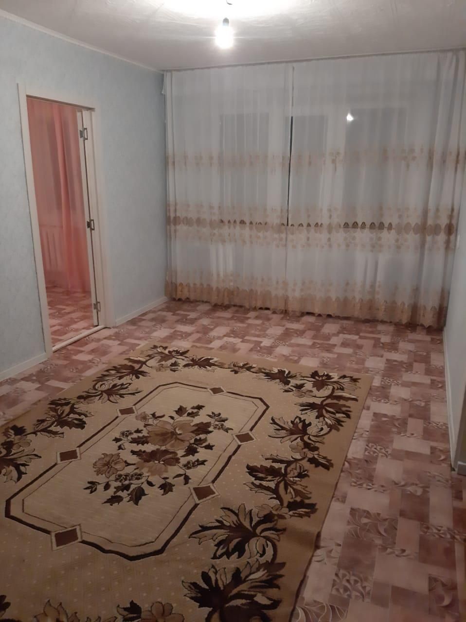Продам двух комнатную квартиру.