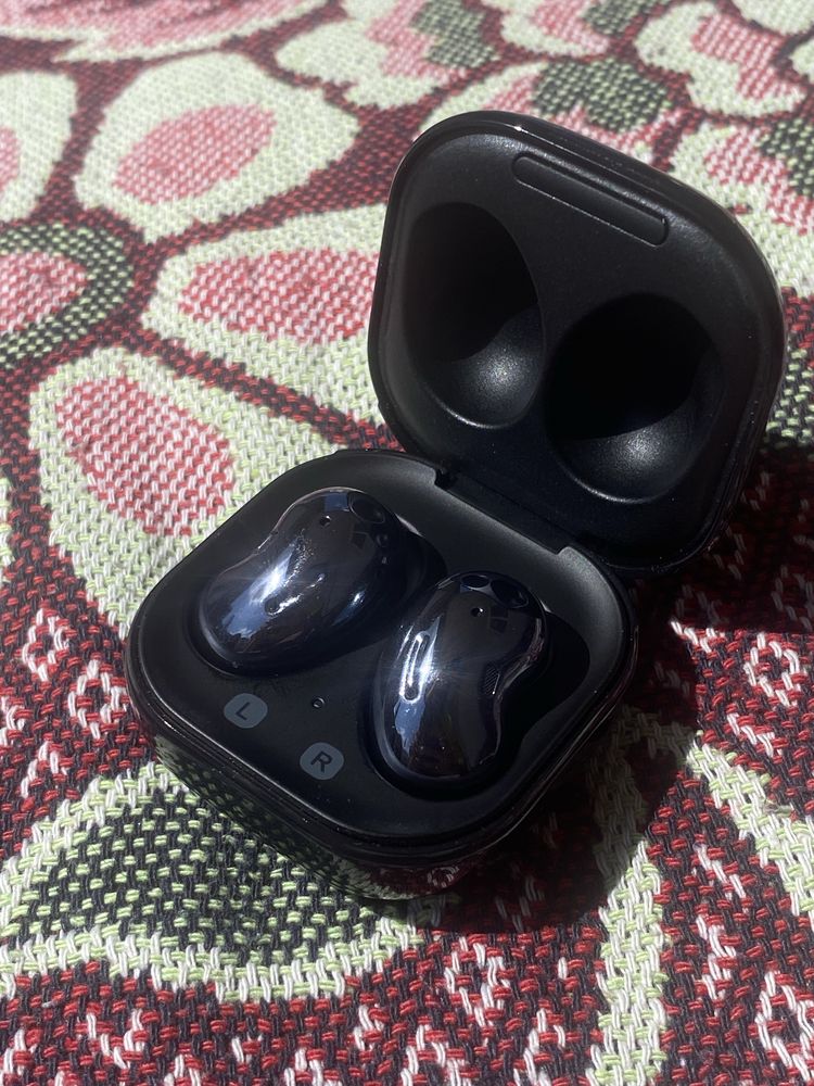 Samsung Galaxy Buds Live