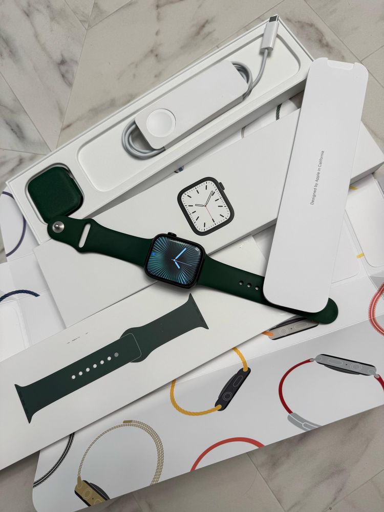 Продам часы apple watch серия 7