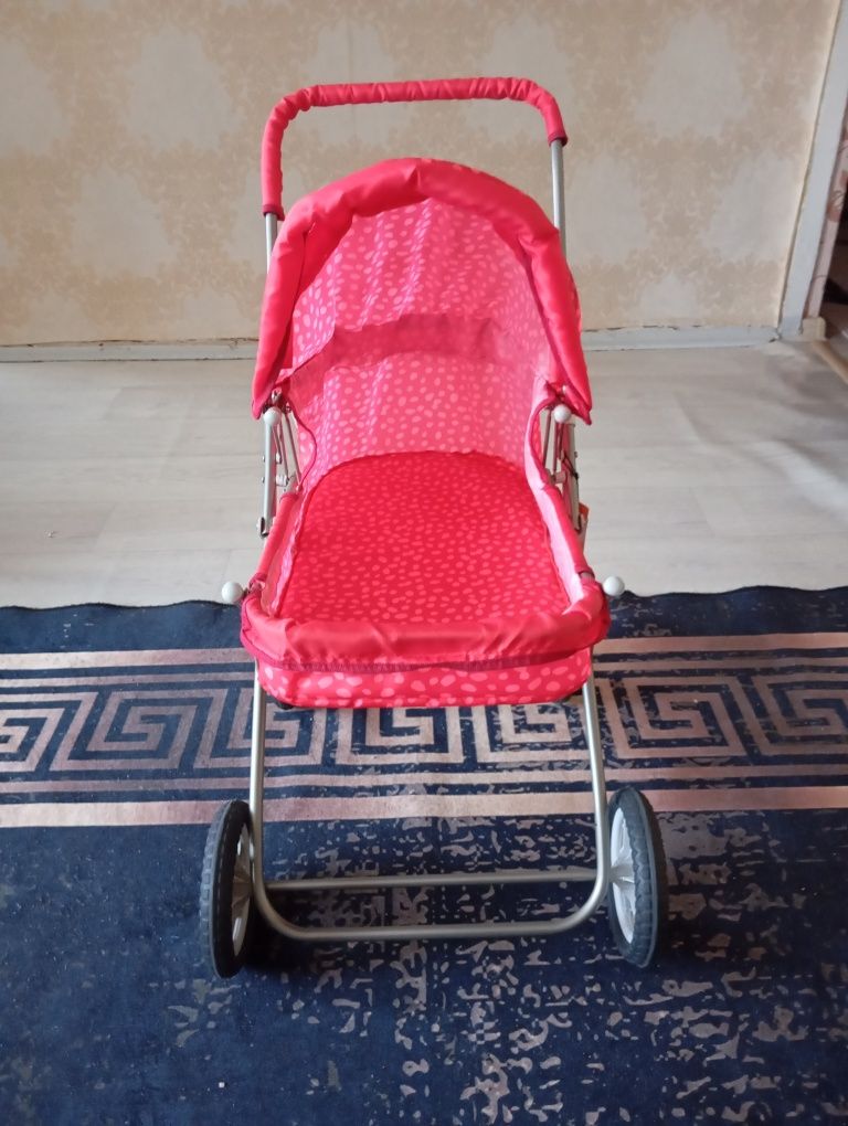 Продам коляску кукольную