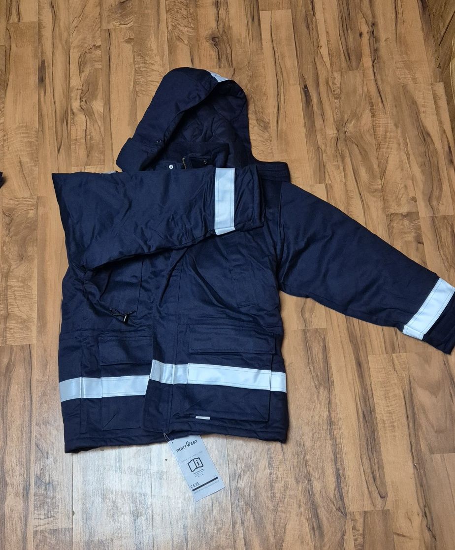 Зимняя спецодежда PortWest