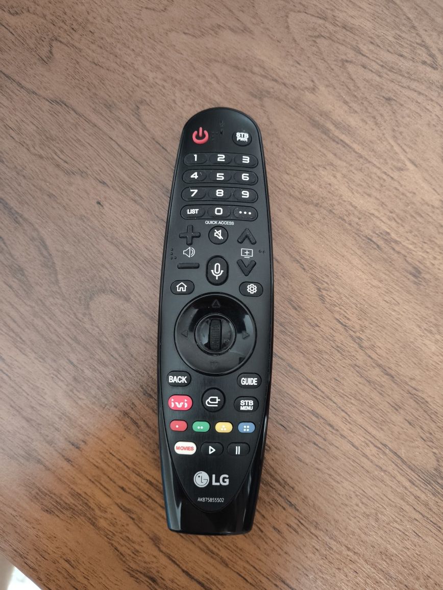 Продам 4K телевизор LG 55 дюймов смарт tv в идеале