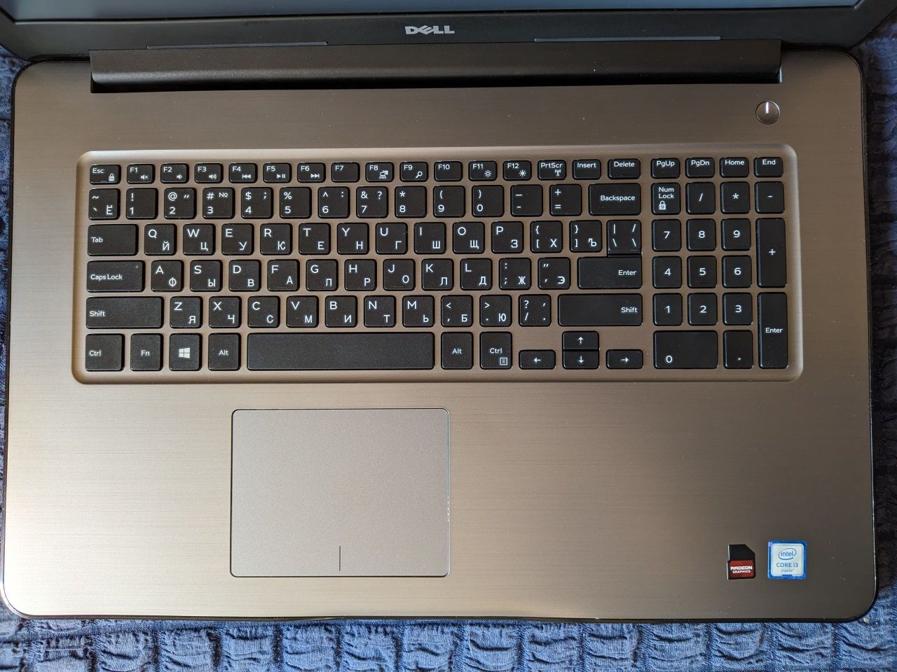 Ноутбук HP 17.3" 6/240gb