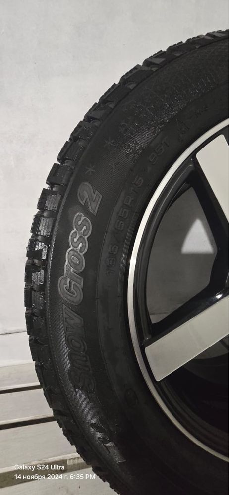 Продам vossen  диск R15 4 на 100 комплект новый