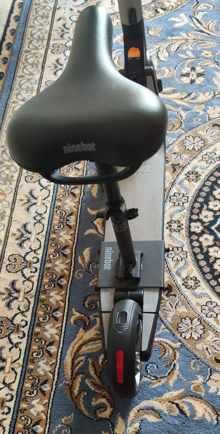 Продам Ninebot ES2
