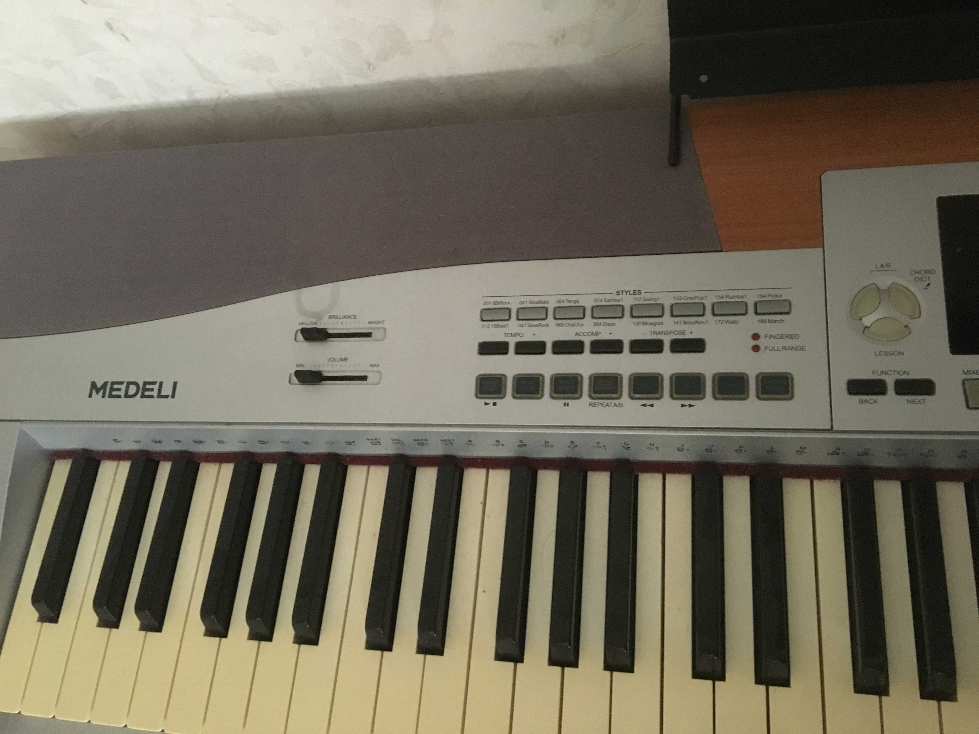 Клавишный инструмент. Цифровое пианино MEDELI SP 5500. 88 клавиш.