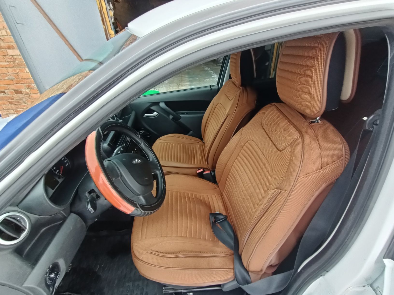 Продаётся granta liftback 2014 год