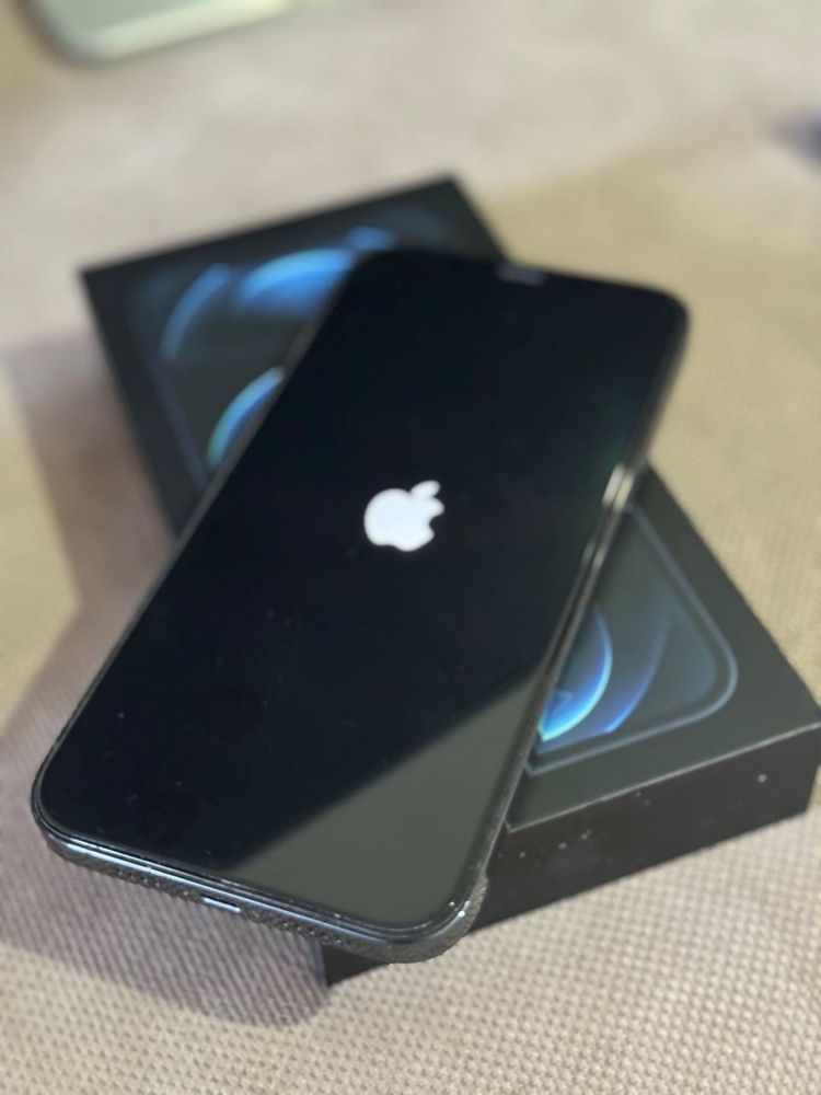 Iphone 12pro Max в отличном состоянии