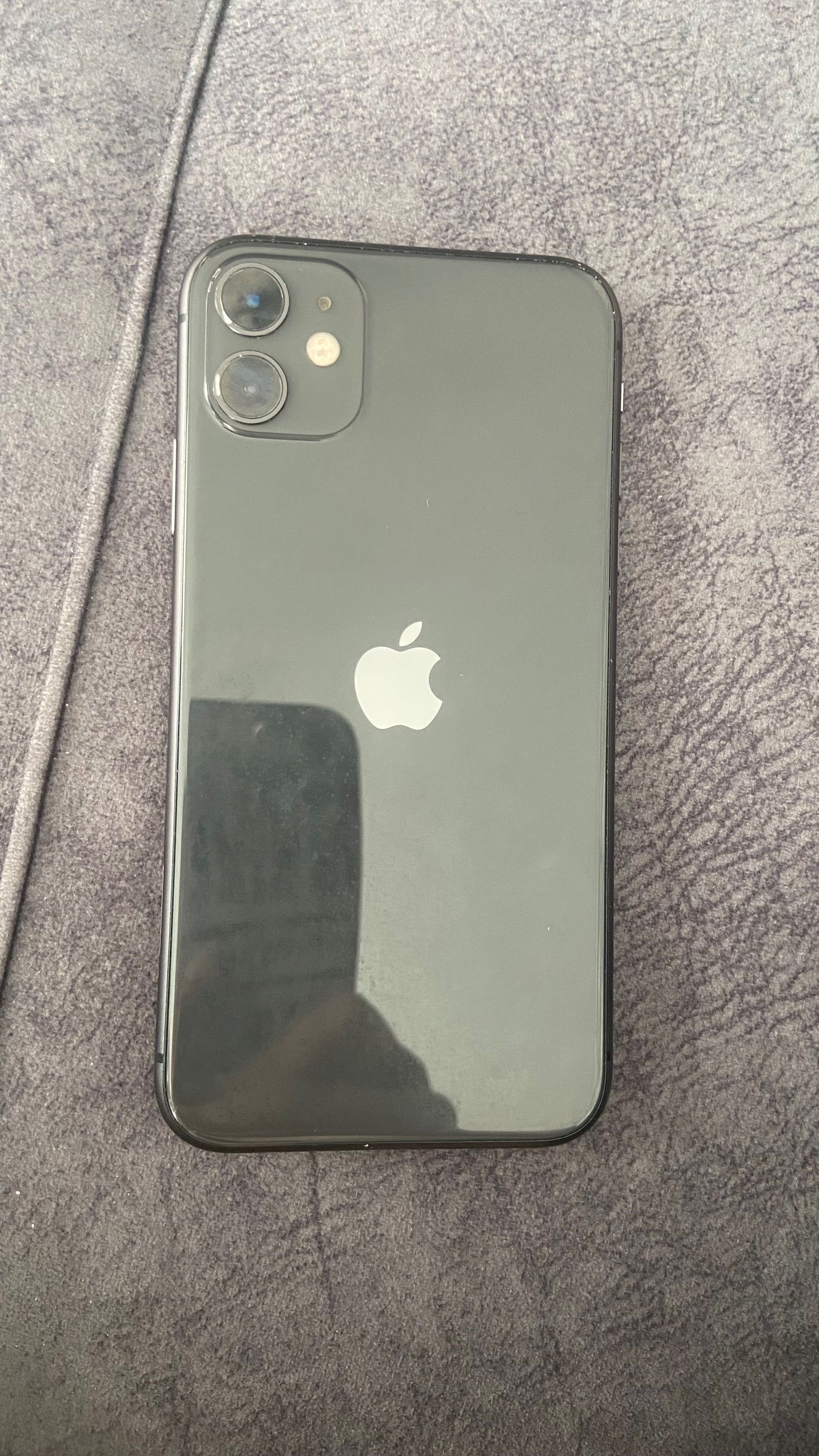 iPhone 11   64gb