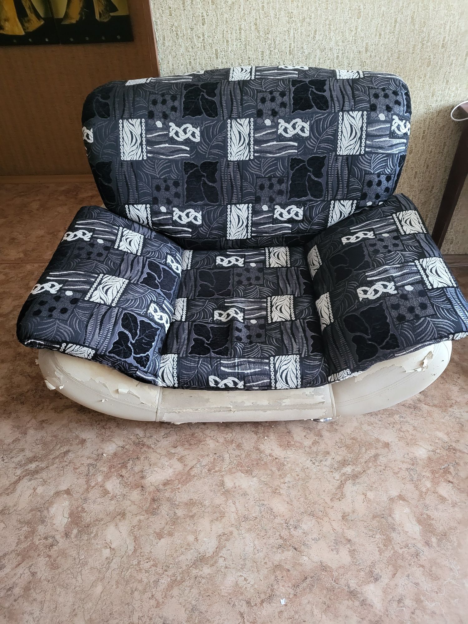 Раскладной диван б/у