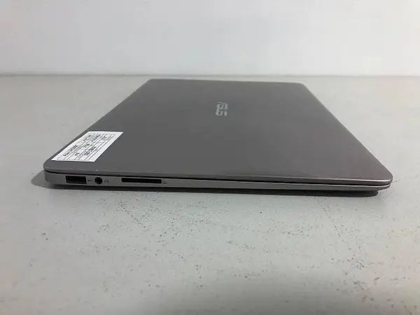 Ноутбук Asus ZenBook UX330C - 13,3" FullHD IPS