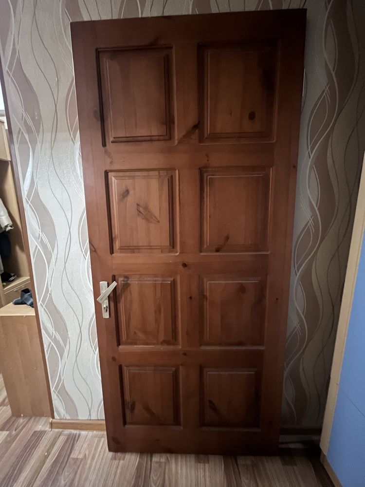 Дверное полотно с замком
