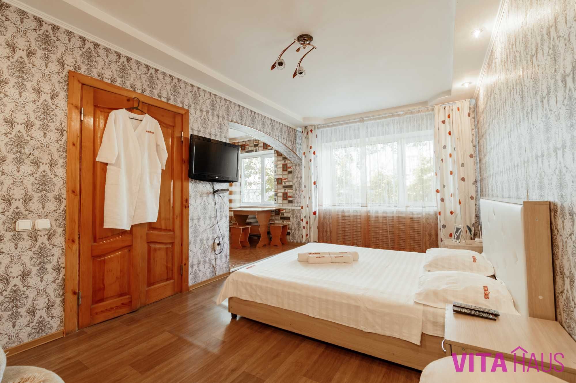 1 Ком. Квартира на Ночь от Vita Haus. Р-н: Кинотеатра Казахстан. Wi-Fi
