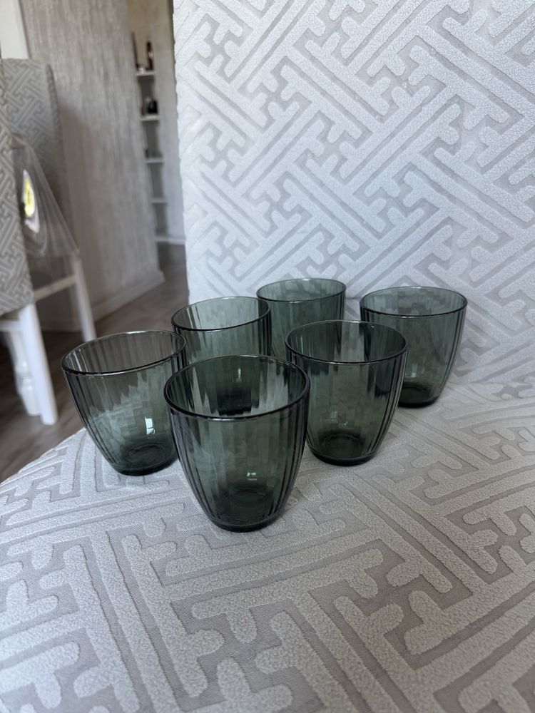 Продам бокалы , стаканы