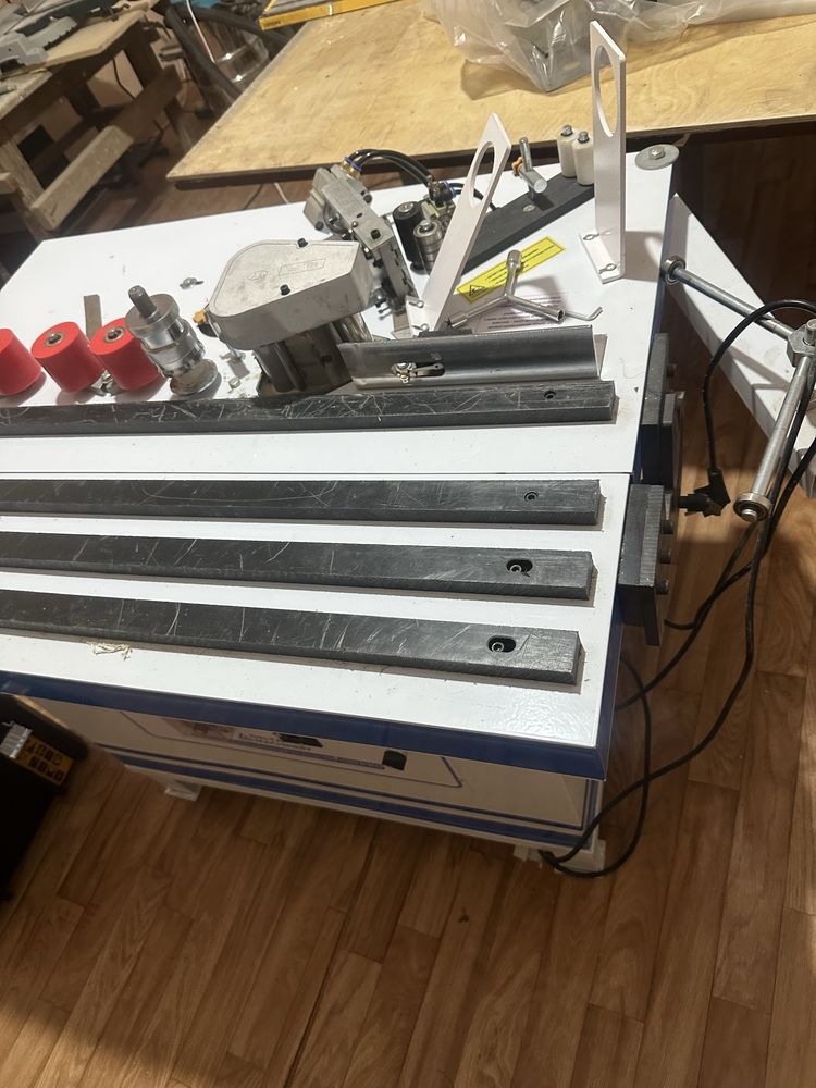 Кромкооблицовочный станок DELTAMACHINERY DM-108 PRO