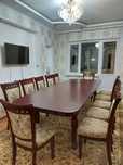 Стол, стулья качественные, комфортные и красивые