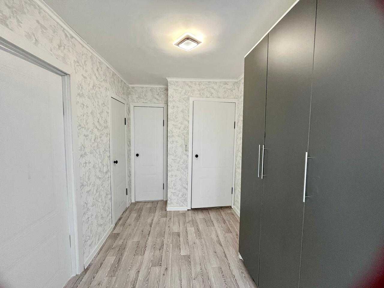 Продам 3-х комнатную квартиру в центре Сортировке.
