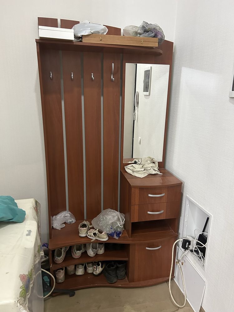 Шкаф в прихожни сатылады
