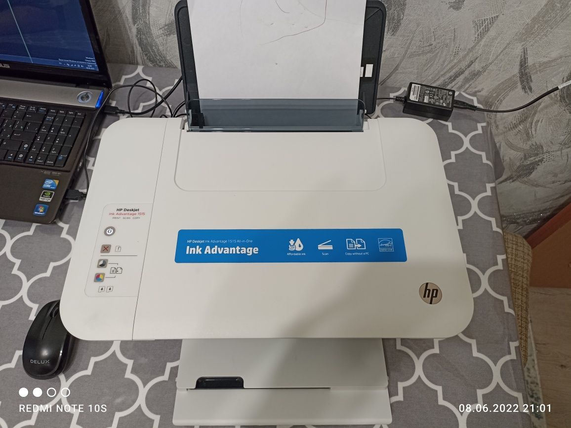 Продам принтер 3 в 1 HP Deskjet Ink Advantage 1515